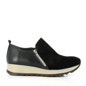 Igualados 2271 Black Sneakers