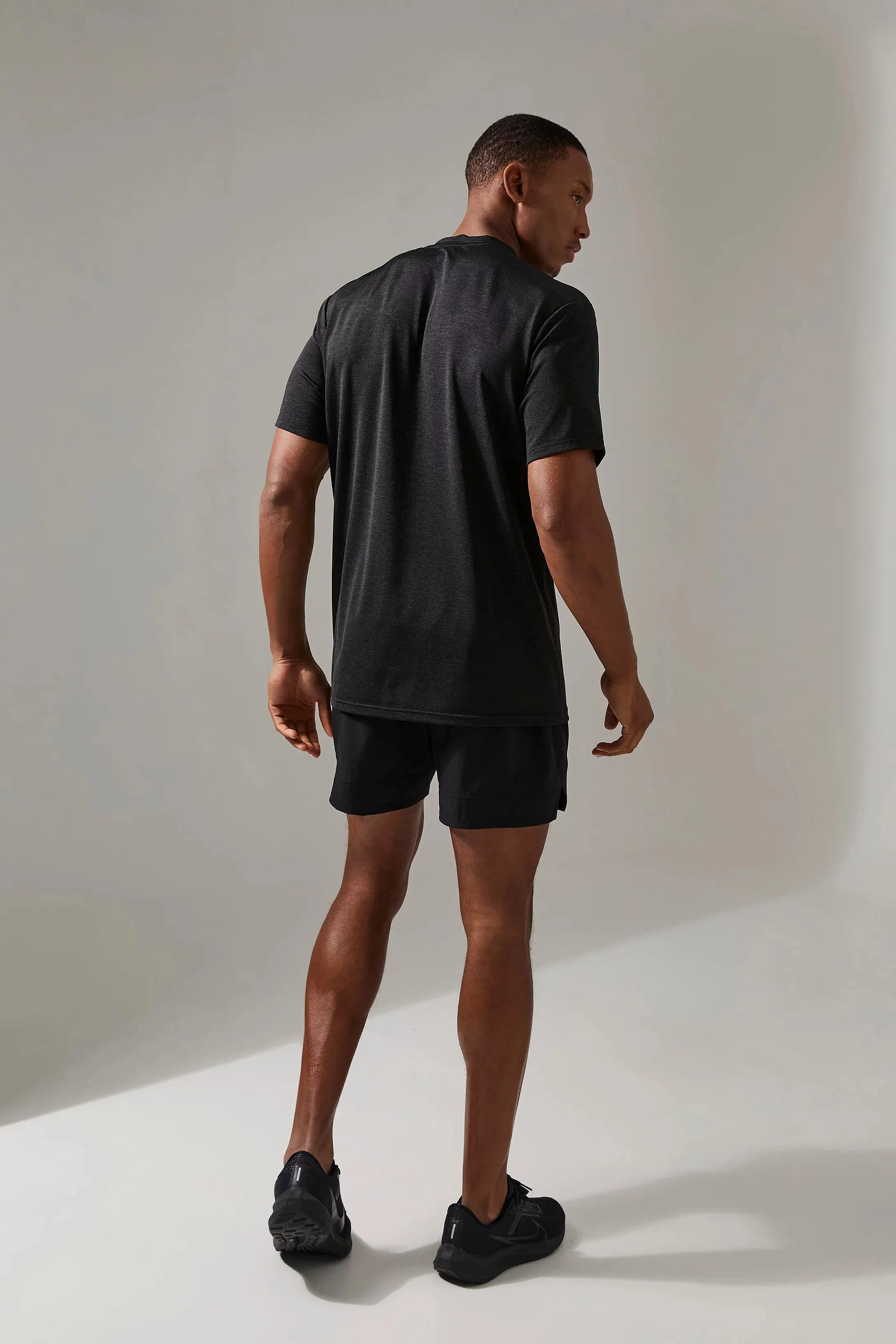 MAN ACTIVE LOGO 5" SHORT