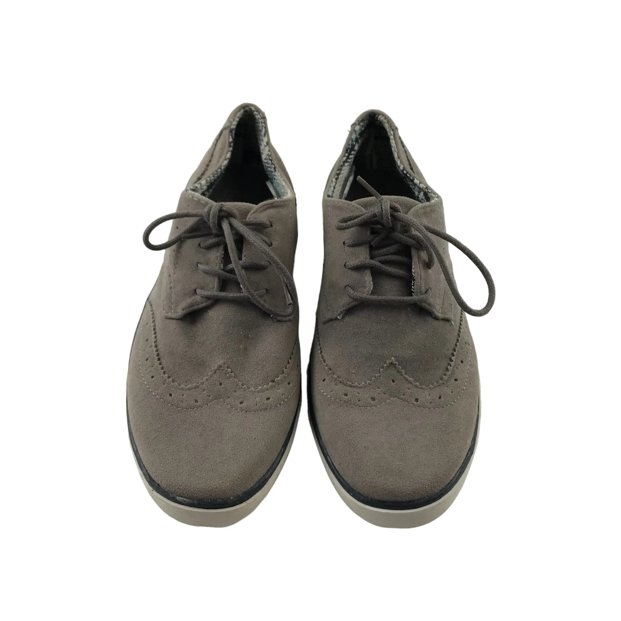 Primark Trainer Size 2 Grey Brogue Style Stitch Pattern