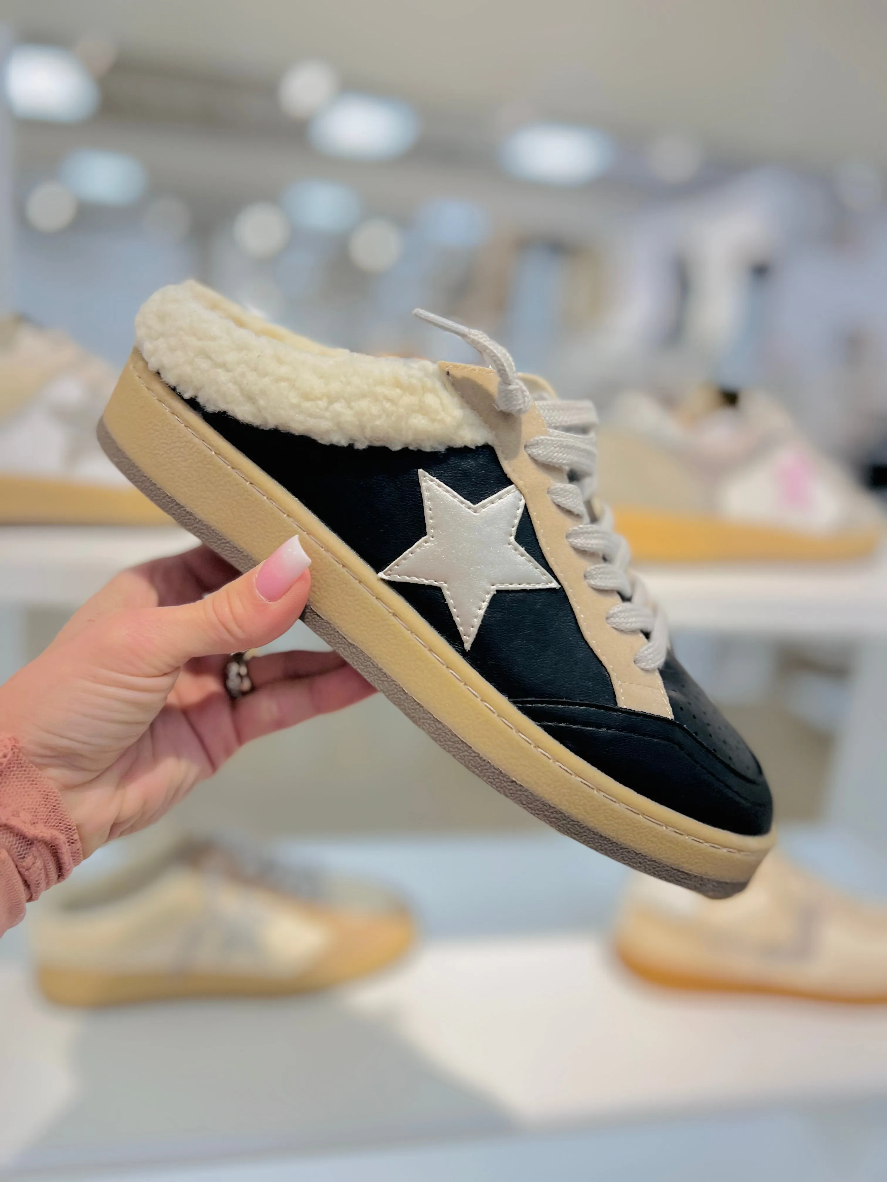 Sabot Black Winter Bliss Slide Tennis Shoe
